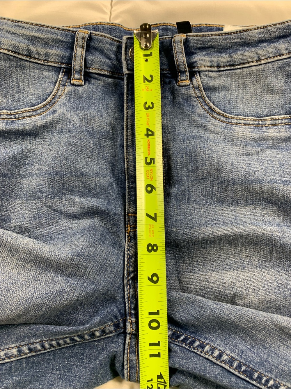 Pre loved H&M jeans womens size 6 - Picture 3 of 7